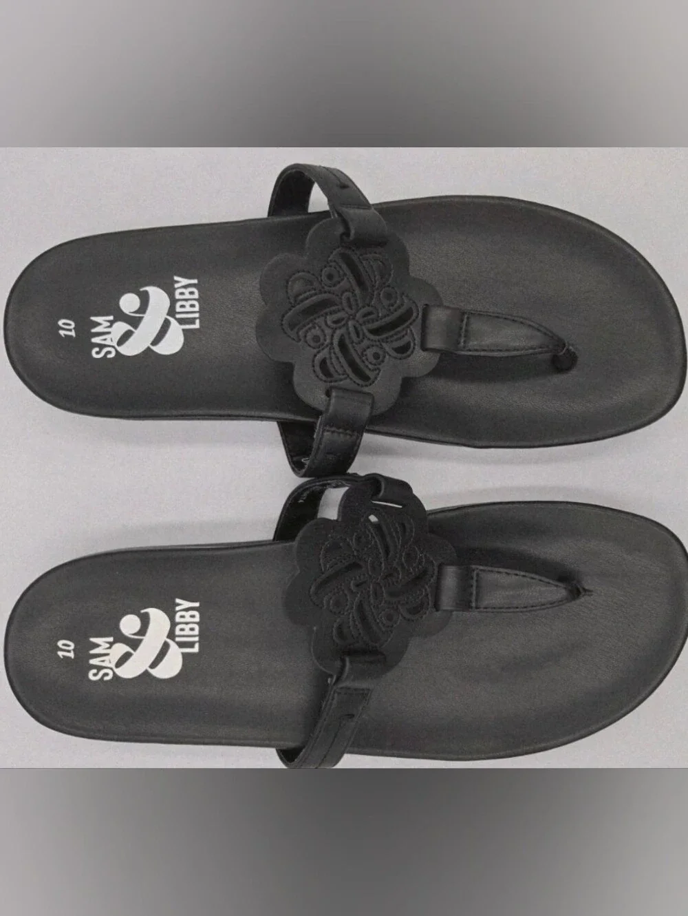 Sam & Libby Black Women's Floral Cutout Thong Sandals